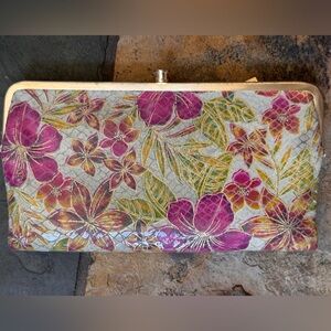 Hobo International Lauren Clutch